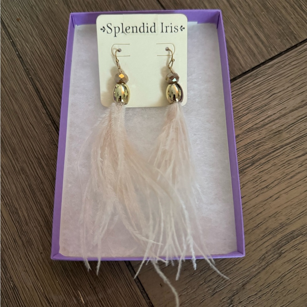Splendid Iris Gold and Cream Feather Earrings